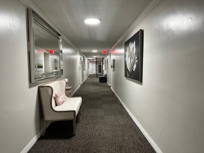Interior Photo - Villa Viejo Apartments