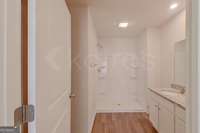Building Photo - 337 Ironwood Ct
