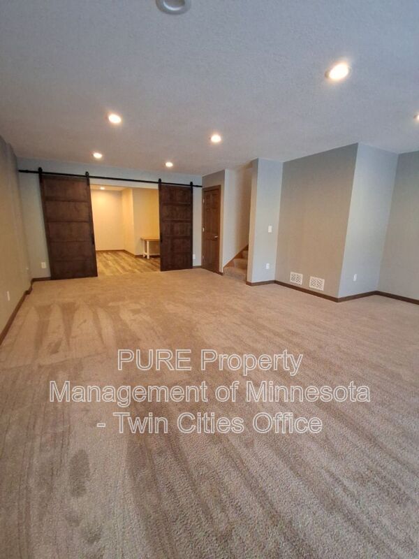 Building Photo - 3181 Doneene Ln