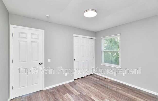 Building Photo - 1544 Rishon Hill Dr
