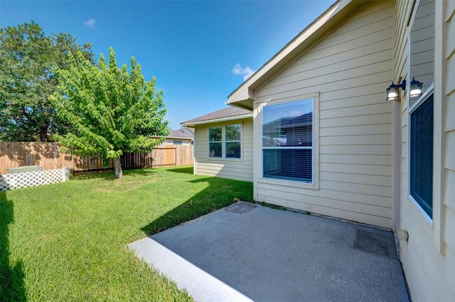Building Photo - 7414 Compass Rose Dr