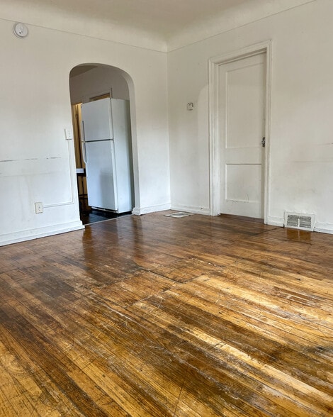 Living Room - 208 W 14th St