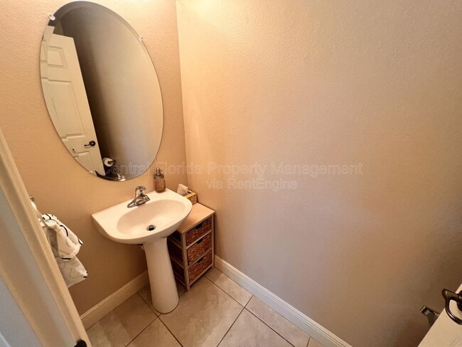 Building Photo - 1519 Lake Baldwin Ln