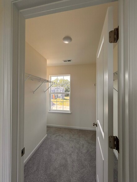 Master Bedroom Closet - 112 Day Lily Ln