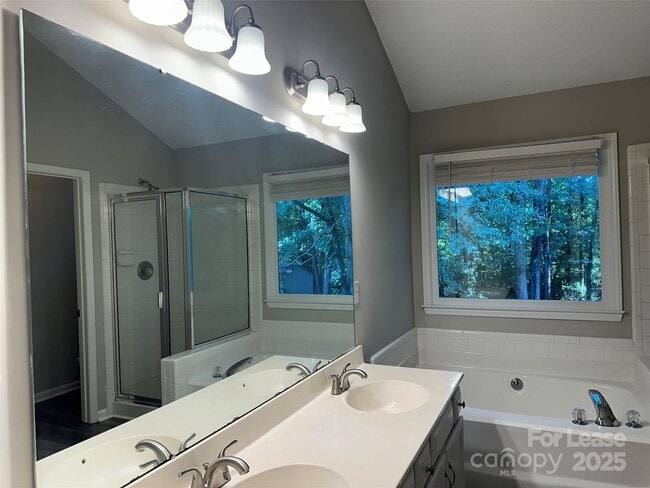 Building Photo - 7414 Trotter Rd