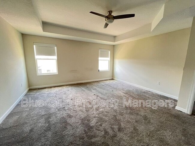 Building Photo - 9131 Cut Shot Dr