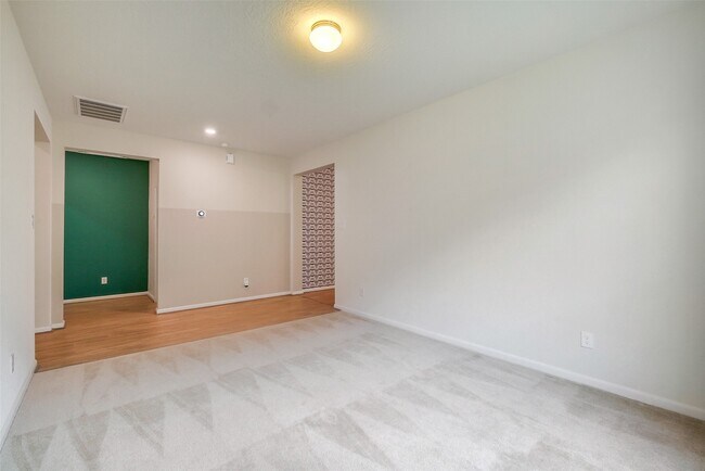 Building Photo - 8123 Cheyenne Hills Trail