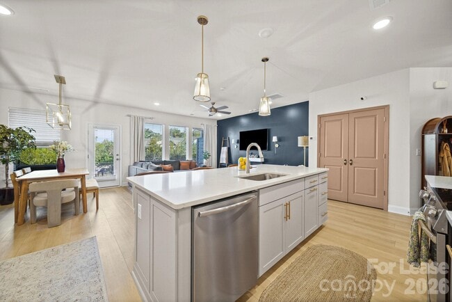 Building Photo - 333 Quartz Hl Wy