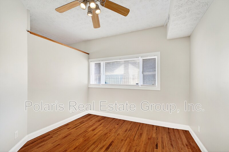 Building Photo - 145 E 14th St