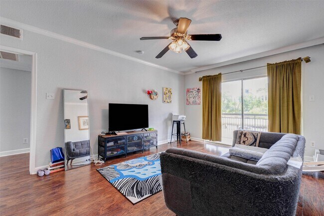 Building Photo - 4515 Briar Hollow Pl