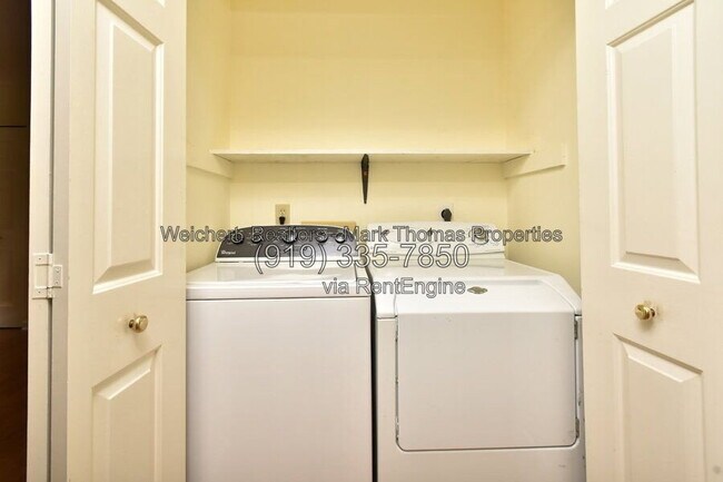 Building Photo - 102 Mallard Ct