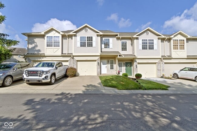 Building Photo - 1012 Grovewood Dr