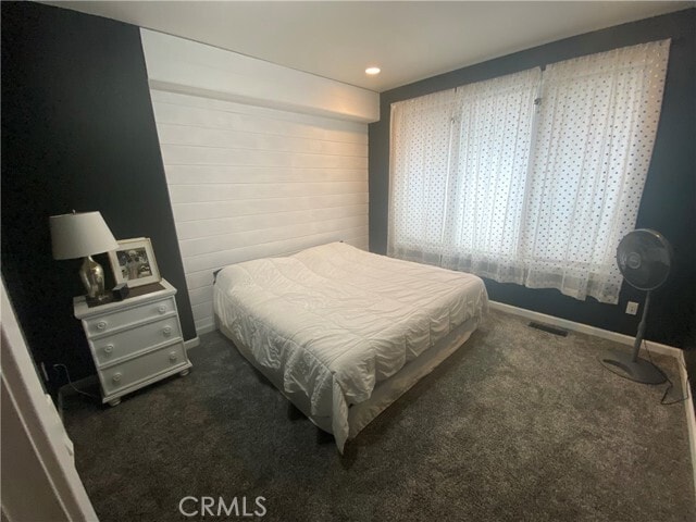 Building Photo - 18700 Oak Grove Rd