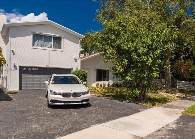 Building Photo - 2555 NE 202nd St