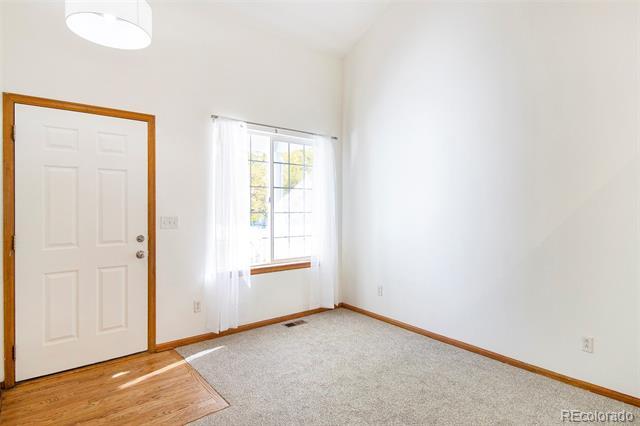 Building Photo - 748 Eaton Cir