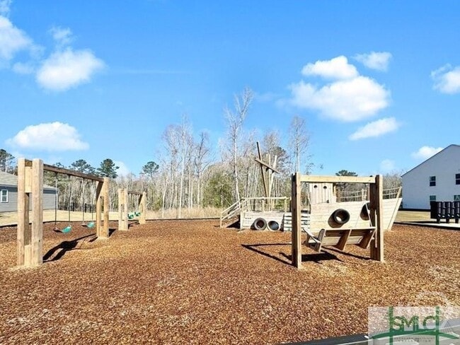 Building Photo - 196 Windsong Dr