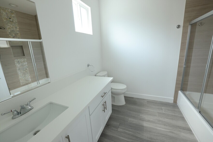 Building Photo - 1133 Browning Blvd