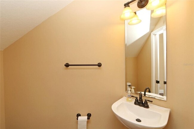 Building Photo - 1278 Miller Ave