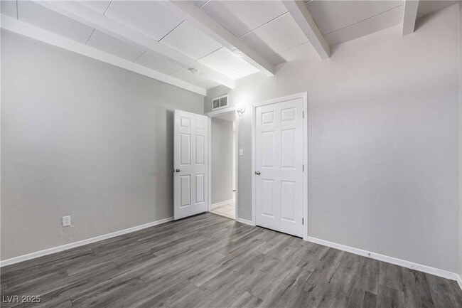 Building Photo - 2104 White St