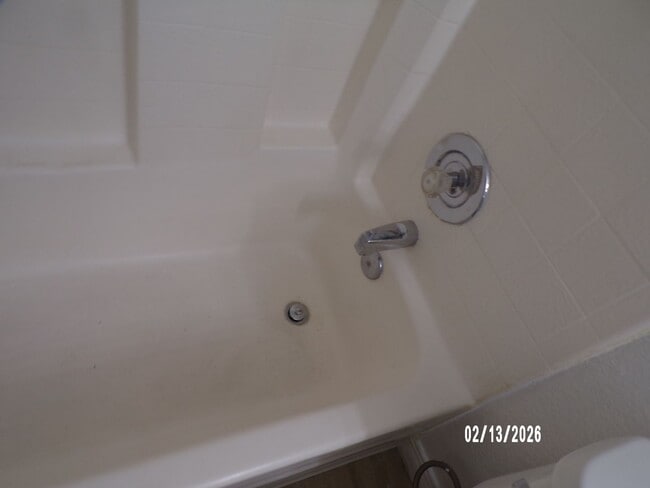 Building Photo - Cute Home