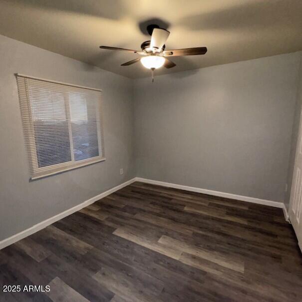 Building Photo - 602 E Townley Ave