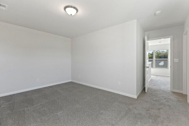 Building Photo - 14616 Ravenel Dr