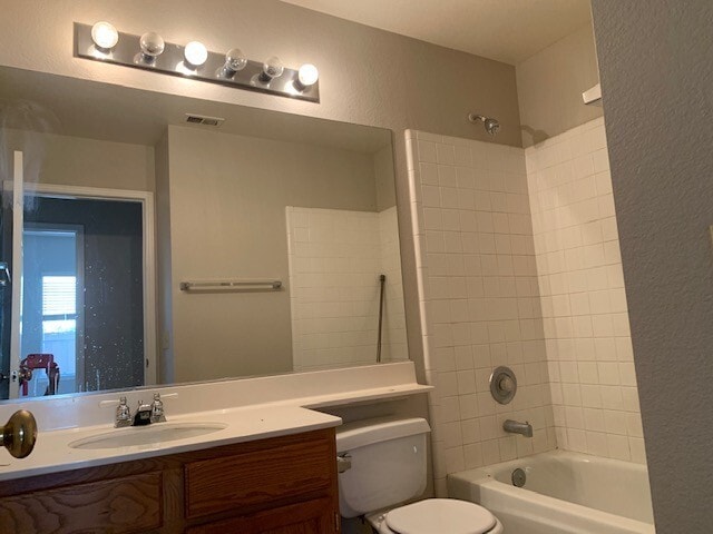 Building Photo - Almonte