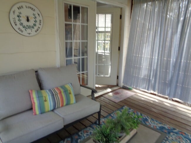 Building Photo - Charming Ardmore Home