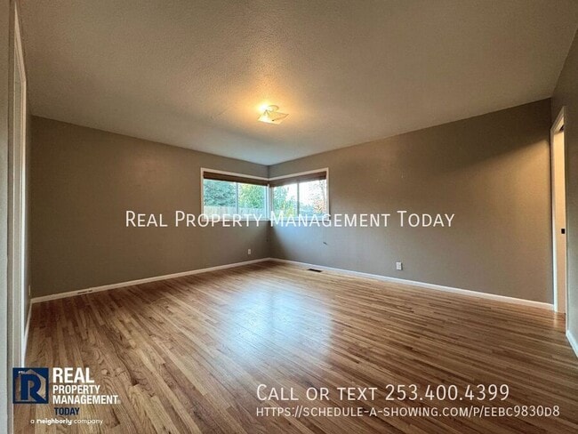 Building Photo - 1748 N Narrows Dr