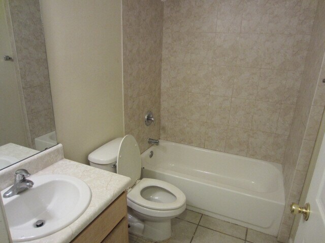 Building Photo - 1223 Cleveland St