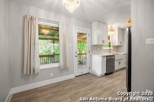 Building Photo - 229 Doeskin Dr