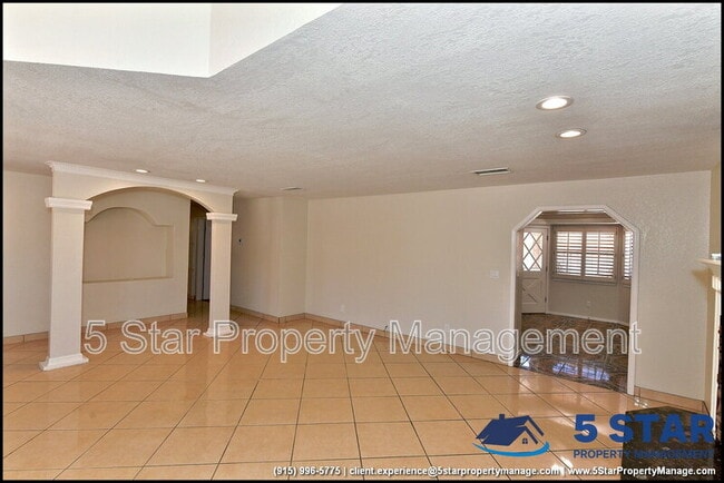 Building Photo - 11620 Laura Marie Dr