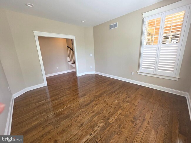 Building Photo - 94 Wolf Creek Cir