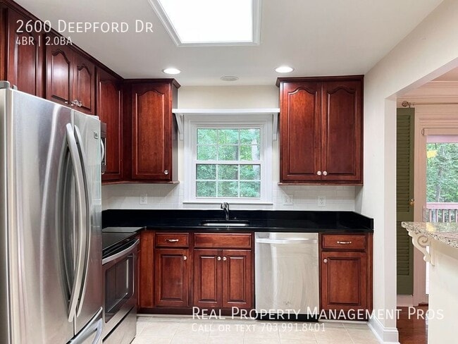 Building Photo - 2600 Deepford Dr