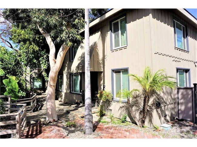 Primary Photo - 4480 Orange Ave