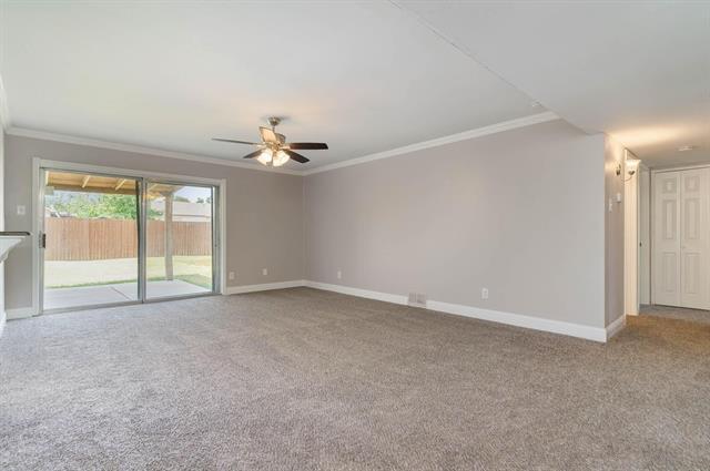 Building Photo - 2223 Lockwood Dr