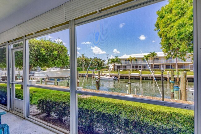 Building Photo - 68 Yacht Club Dr