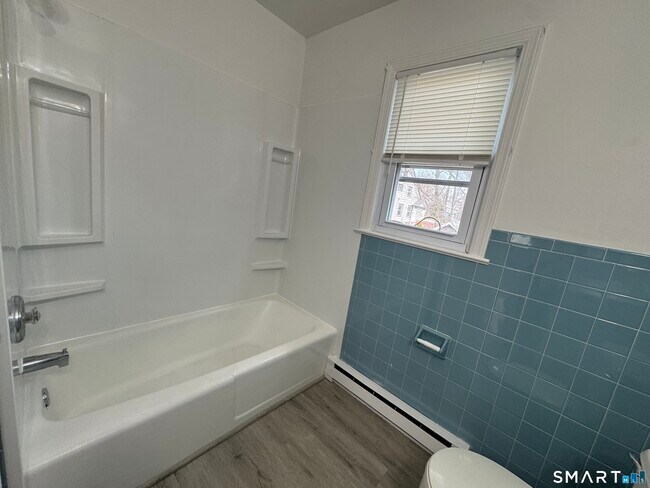 Building Photo - 43 Brooklawn Ave