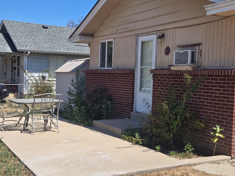 Building Photo - 302 N 7th Ave