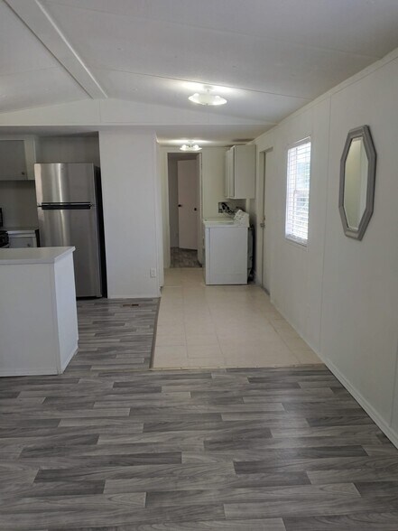Building Photo - 104 Tanglewood Ln