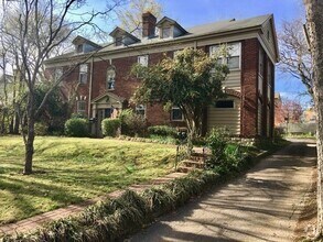 Building Photo - Whitland Ave