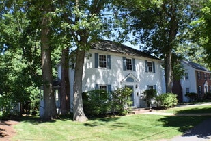Building Photo - 9 Bertrand Rd