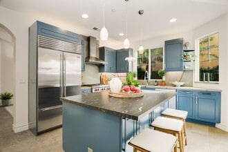 Building Photo - Walk to Beach & Cedros Stunning 4BR Home in Prime Solana Beach Location