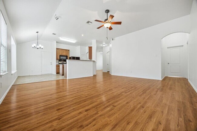 Building Photo - 1314 Rainbow Parke Dr