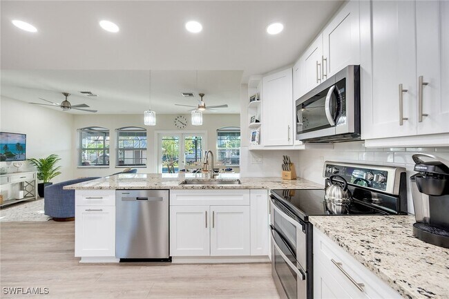 Building Photo - 1410 Curlew Ave