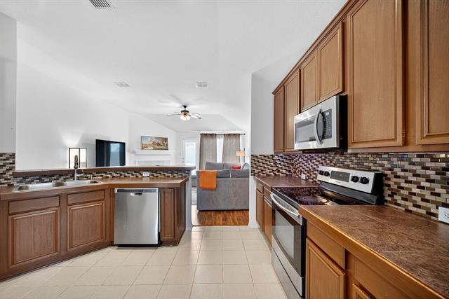 Building Photo - 1245 Mountain Peak Dr