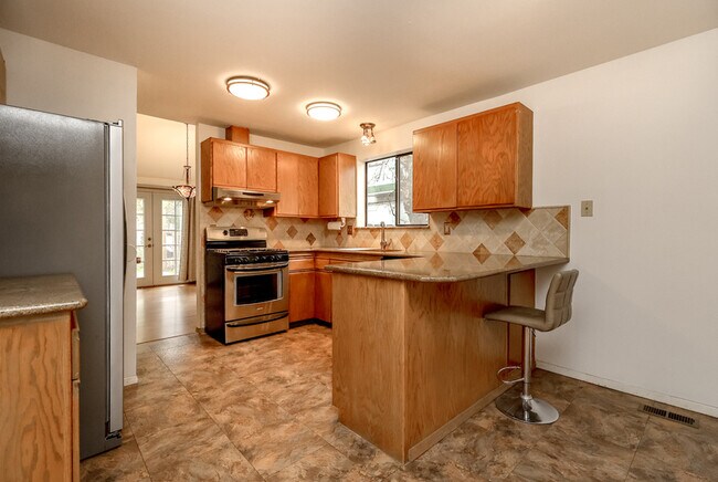 Building Photo - 3223 S 372nd St