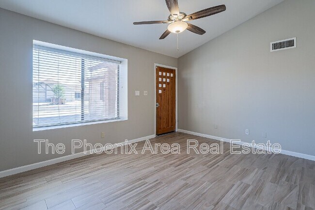 Building Photo - 5714 N 68th Ave