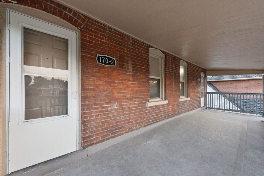 Building Photo - 170 Chittenden Ave