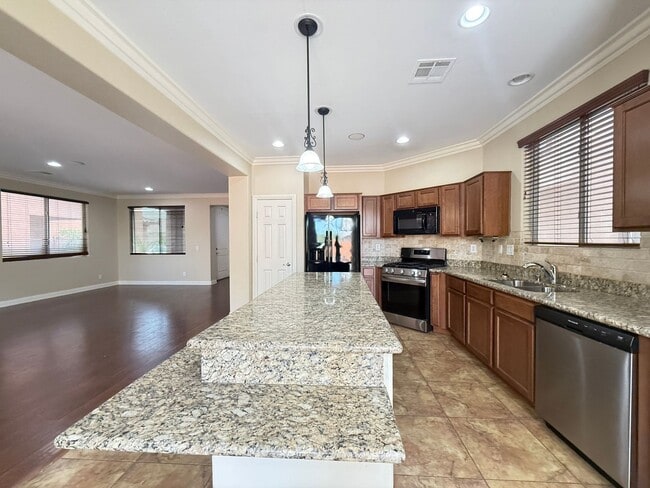 Building Photo - 116 Augusta Course Ave